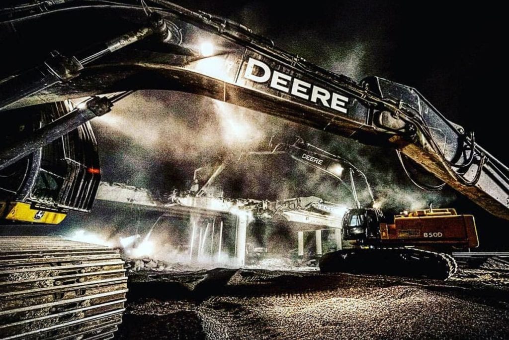 Night-Excavator